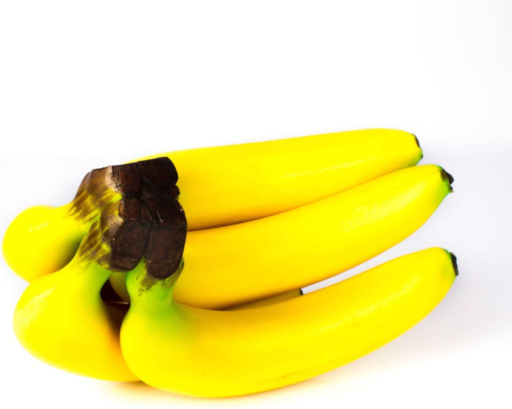 artplants.de Künstlicher Bananenbund gelb - grün, 20,5x11,5cm - Deko Obst - Kunst Banane Frucht