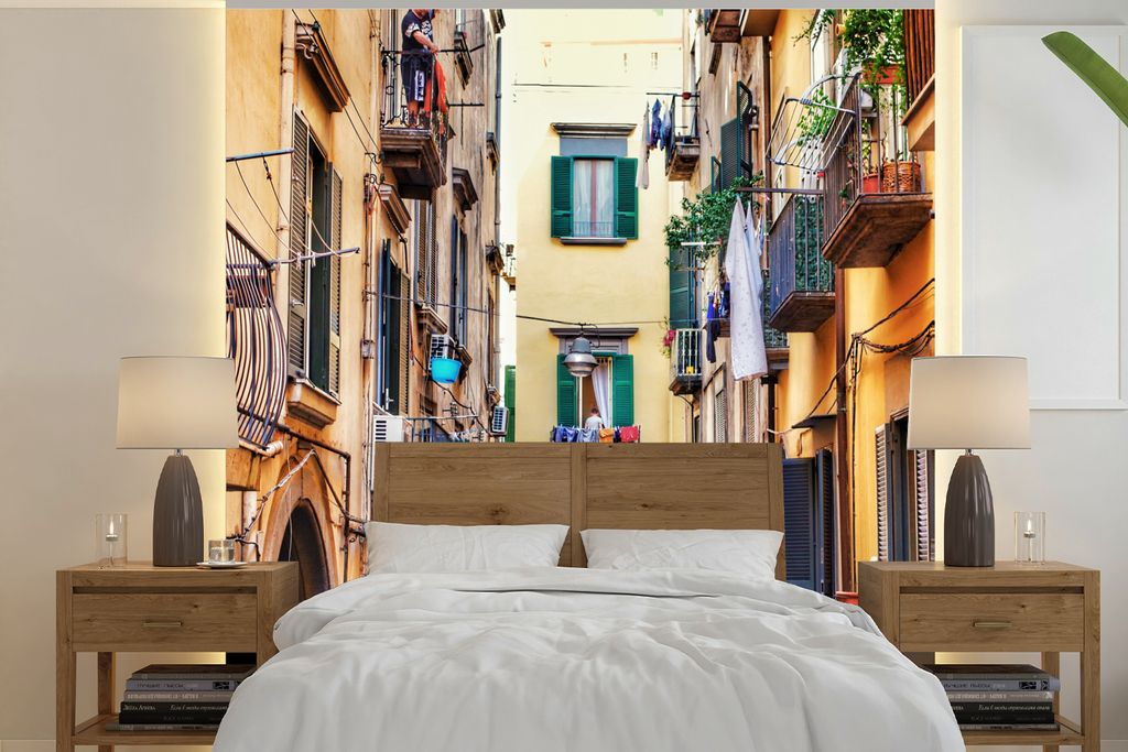 MuchoWow Fototapete für Wohnzimmer oder Schlafzimmer Wandtapete Vinyl Motivtapete Gasse mit alten Gebäuden - 220x220 cm - Tapeten