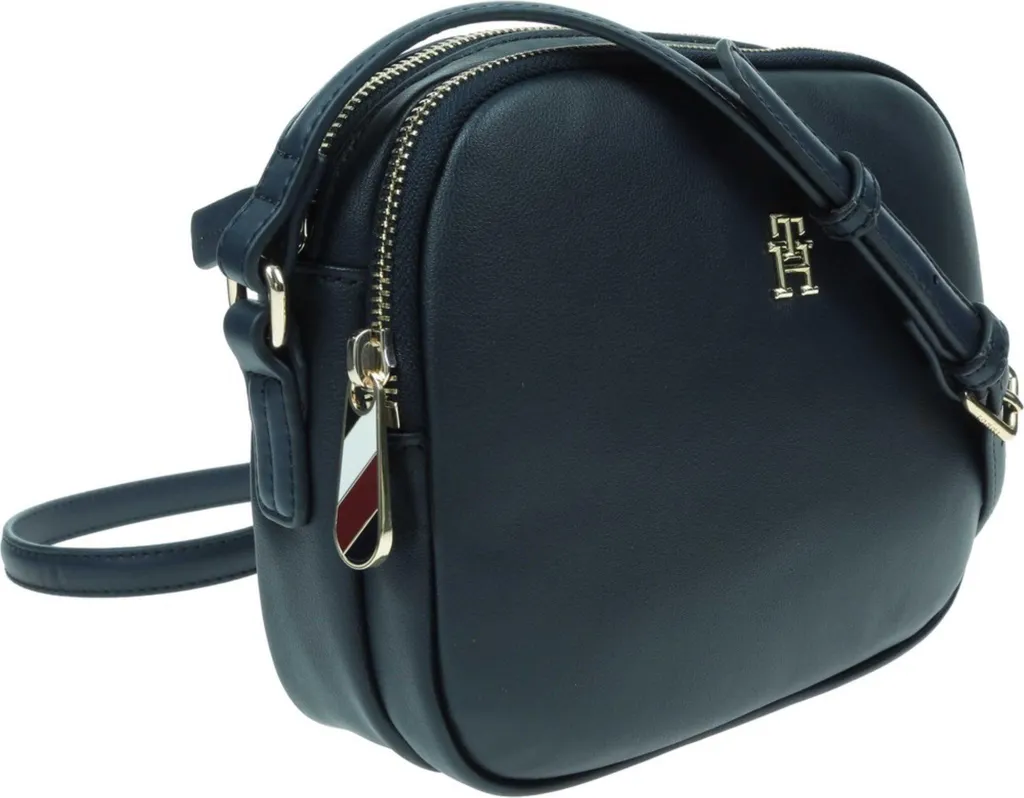 Sac Crossover Tommy Hilfiger Poppy Plus : l'accessoire idéal voyage