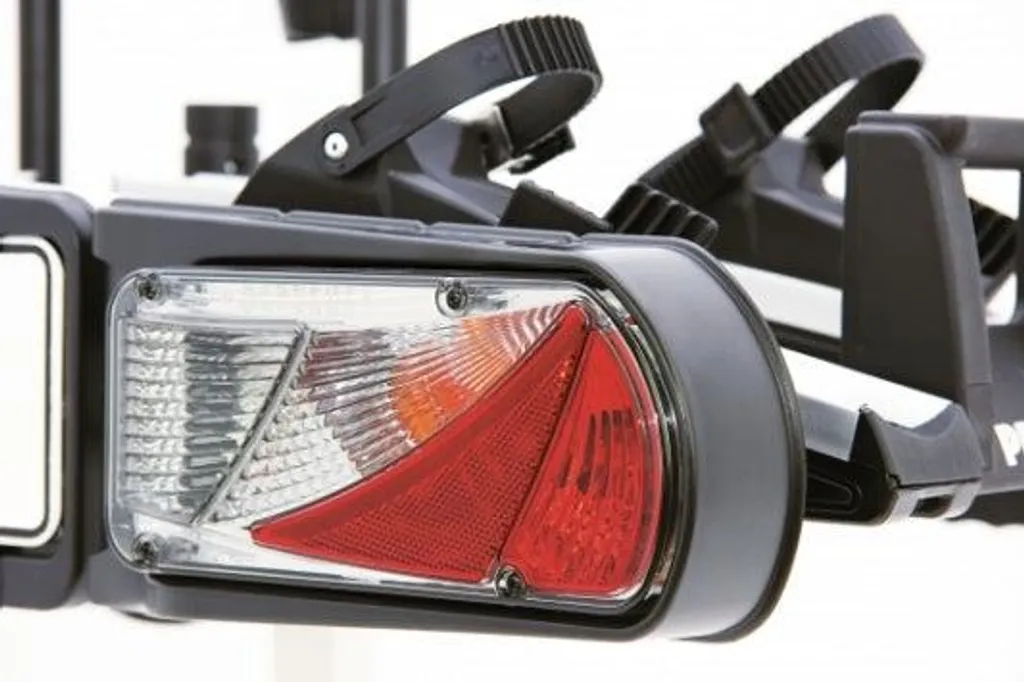 Feu arrière droit pour réparation porte-vélos Diamant Pro-Utilisateur