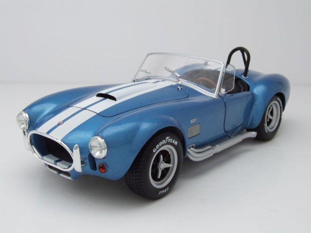 Shelby Cobra 427S/C (1965) - Modrá SOLIDO 1:18 Immagine del prodotto 