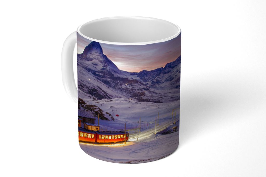 KitchenYeah Tasse Kaffeetasse Kaffeebecher 350 ml Ein beleuchteter Zug in den Bergen Teetasse - Fototasse - Becher - Keramikbecher - Teebecher - ...
