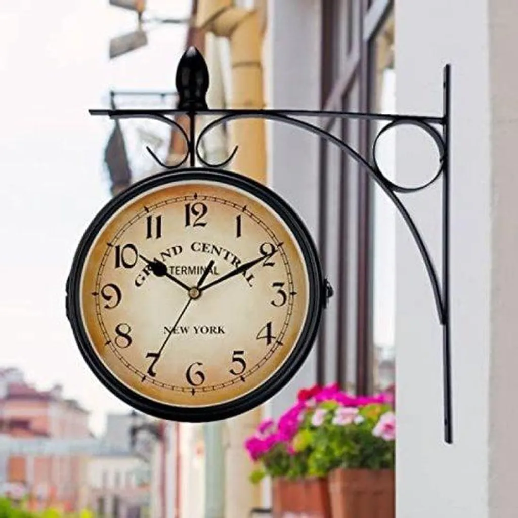 Grande horloge murale double face pour terrasse et cuisine style bistrot