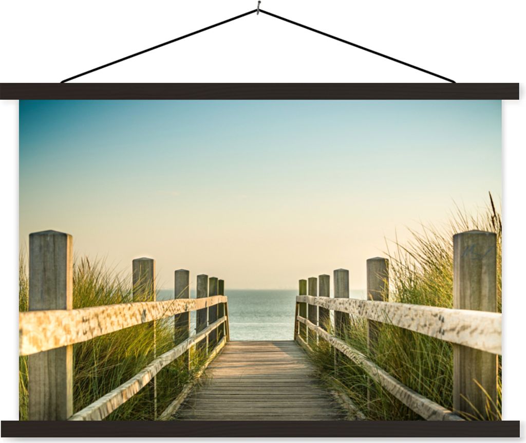 MuchoWow Textilposter Zaun - Weg - Meer 90x60 cm mit schwarzem Rahmen - Aufhängungssatz