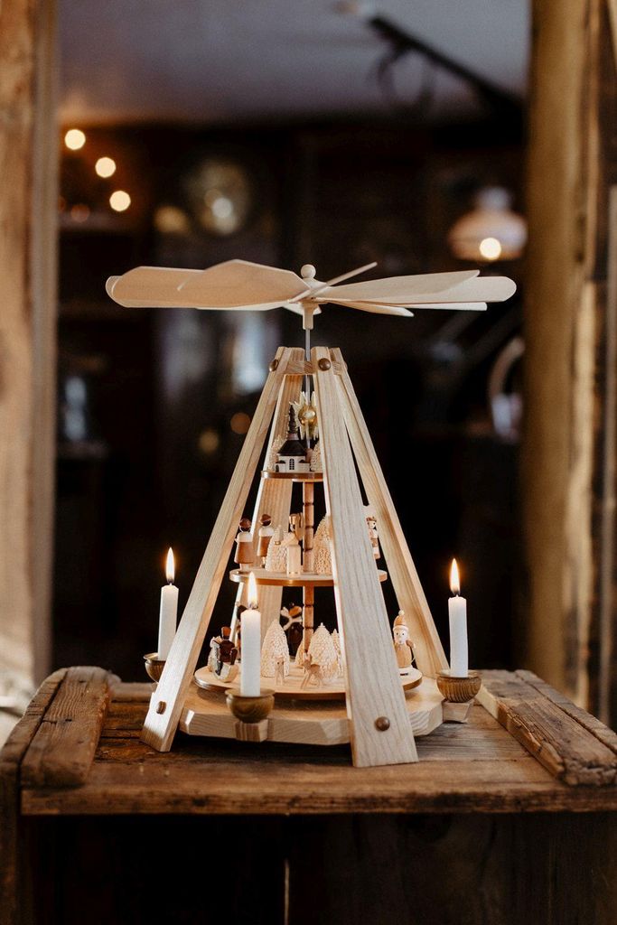 Pyramide mit Seiffener Motiv natur Höhe 40 cm NEU