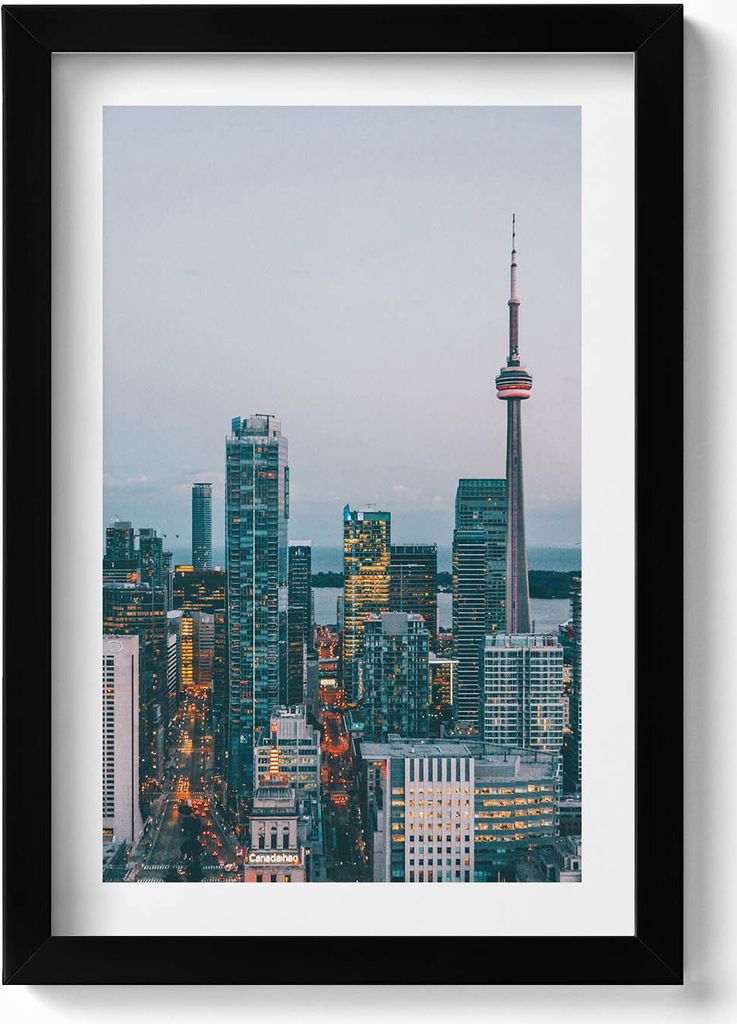 Panorama der Stadt am Abend– Wandbild mit Rahmen – Gerahmtes Bild – Wanddekoration – 20x30 cm – Schwarz