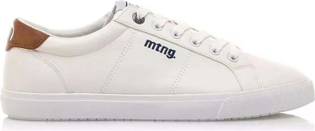 Mustang Sneakers 84732-C55437 in White color size 45