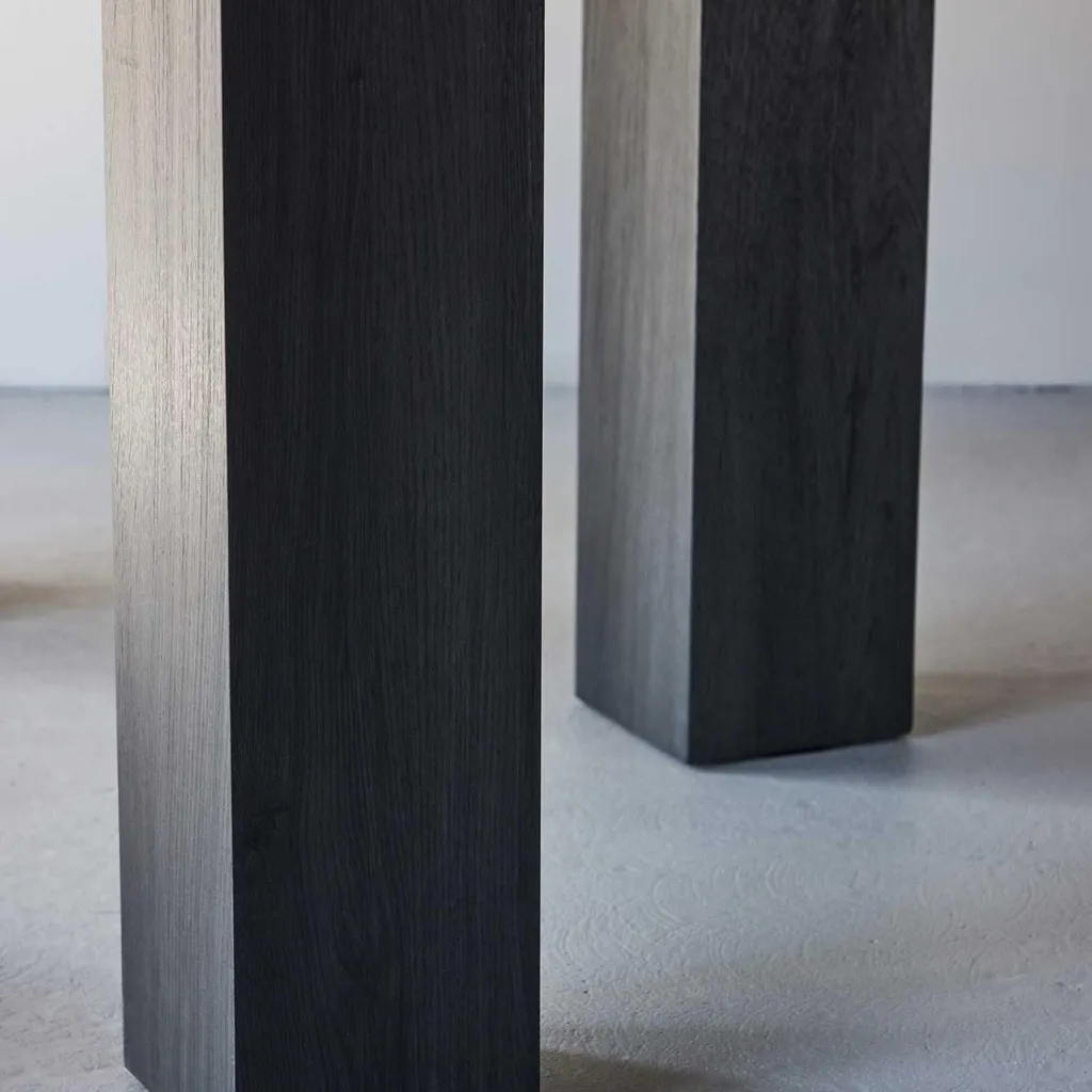 Table à manger Juno Ø120cm noire avec plateau mat et design circulaire - 12