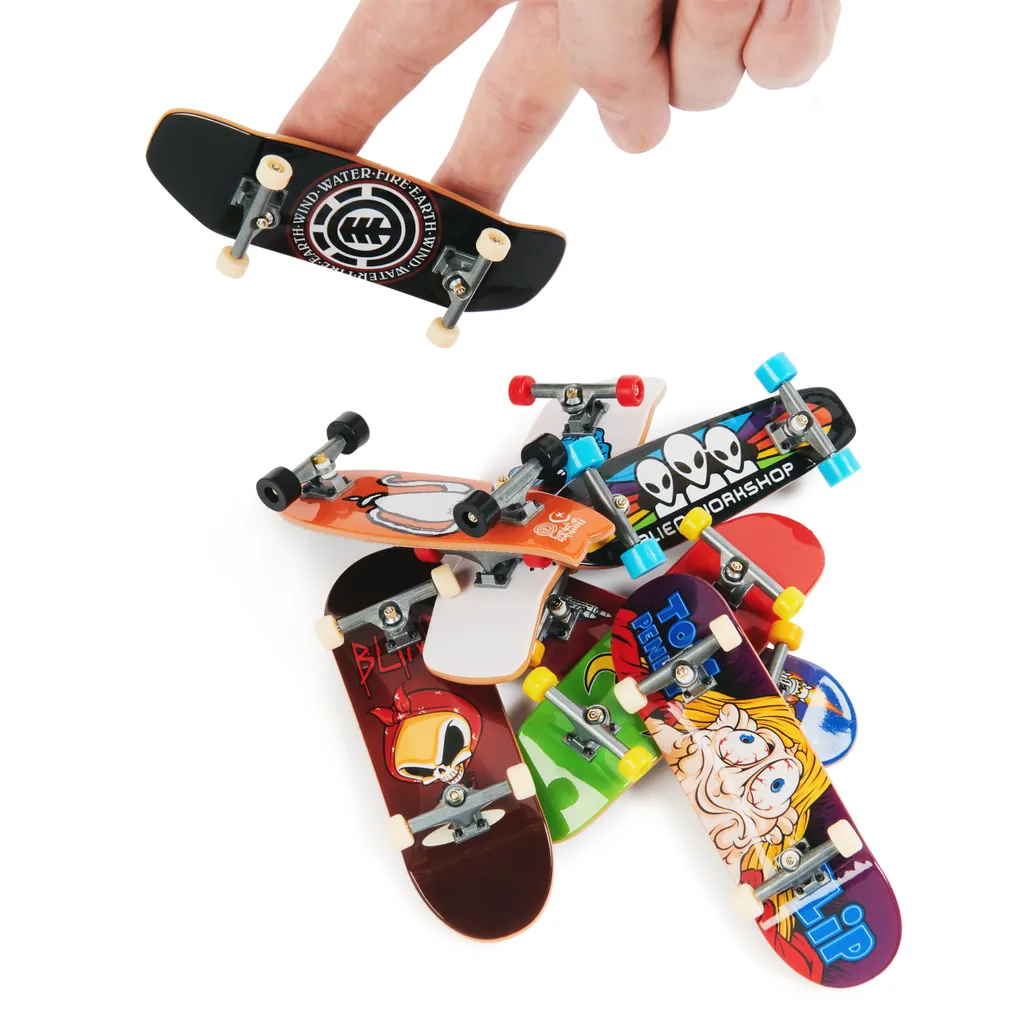 Tech Deck Kit de 8 Skates avec Graphismes Authentiques SPIN 6067138 - 6