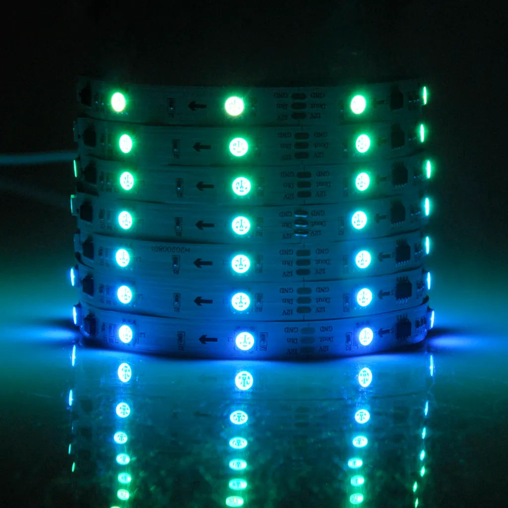 Solution éclairage LED MAGIC RGB 5m Polux pour relooker votre intérieur - 11