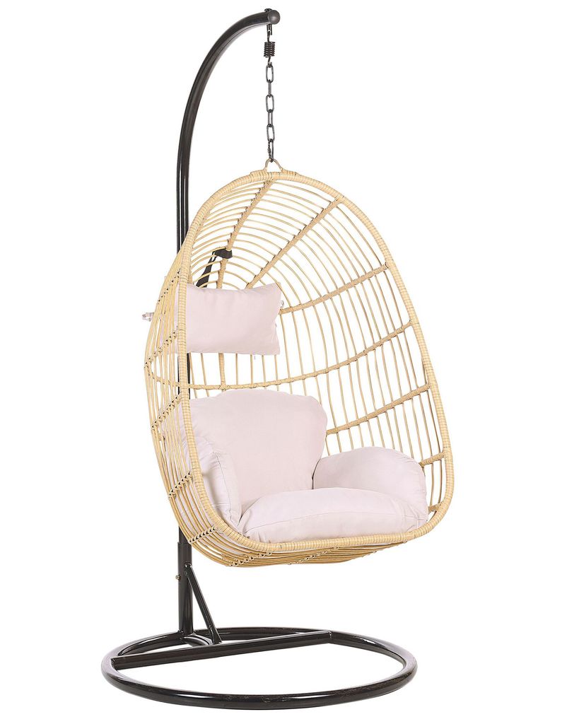 BELIANI Hängesessel Beige Rattan mit schwarzem Stahl-Gestell inkl. Kissen Outdoor Indoor Boho Stil