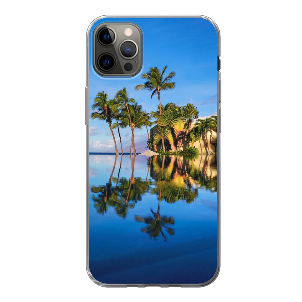 MuchoWow Handyhülle Schutzhülle Hülle für iPhone 13 Pro Max Am Wailea Beach in Hawaii spiegeln sich die Palmen im Wasser Silikon Softcase Han...