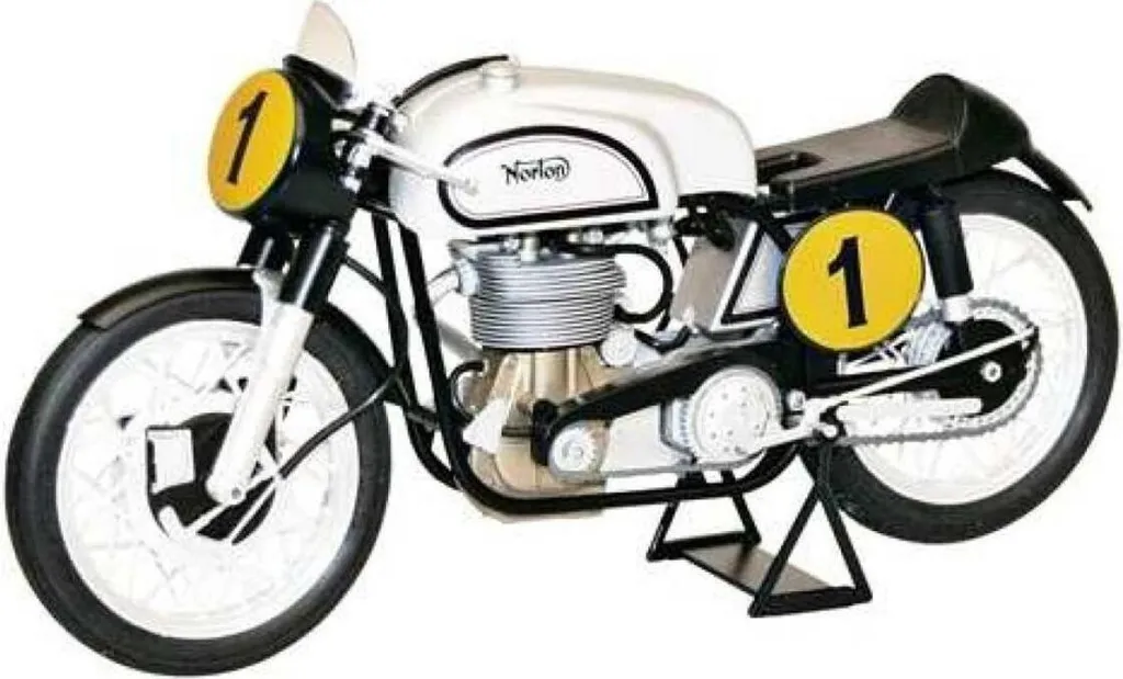 Norton Manx 500cc 1951 Italeri 1:9 Maquette Moto Haute Précision