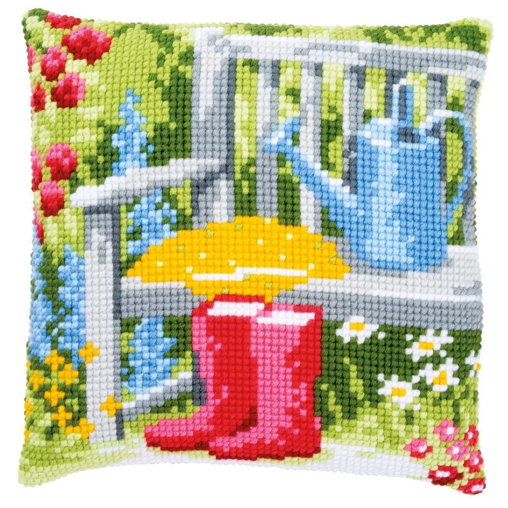 Créer un Coussin Personnalisé au Point de Croix Motif Jardin et Fleurs