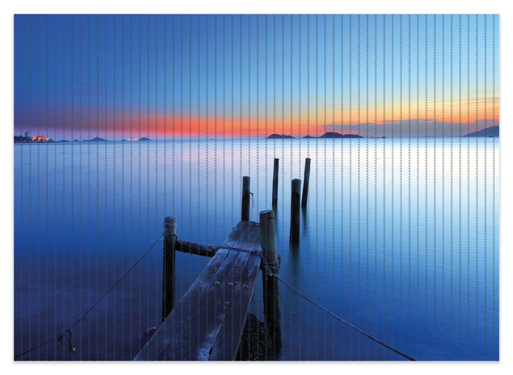 Wallario Duschmatte Antirutschmatte Badmatte Fußmatte Steg im Wasser - Abendstimmung am Meer, Größe ca. 70 x 50 cm