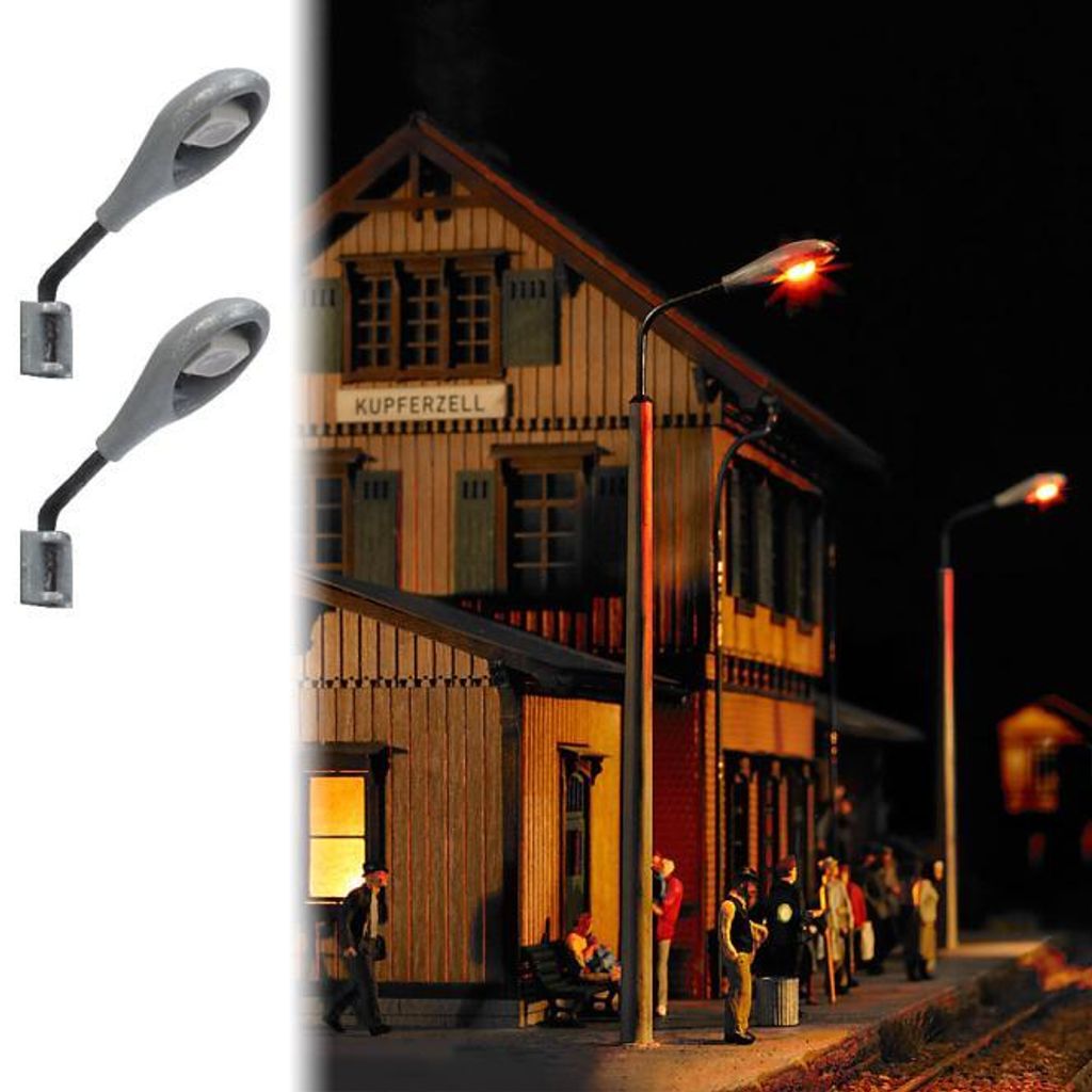 Busch Wandlampen 2 Stück m. silbernen Lampenkörper 4133
