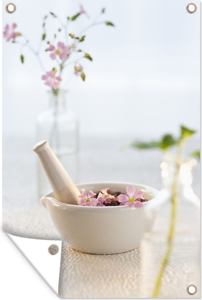 MuchoWow 60x90 cm Outdoor-Poster Gartendeko Sichtschutz Garten Poster für den Garten Ein Mörser mit rosa Blütenblättern