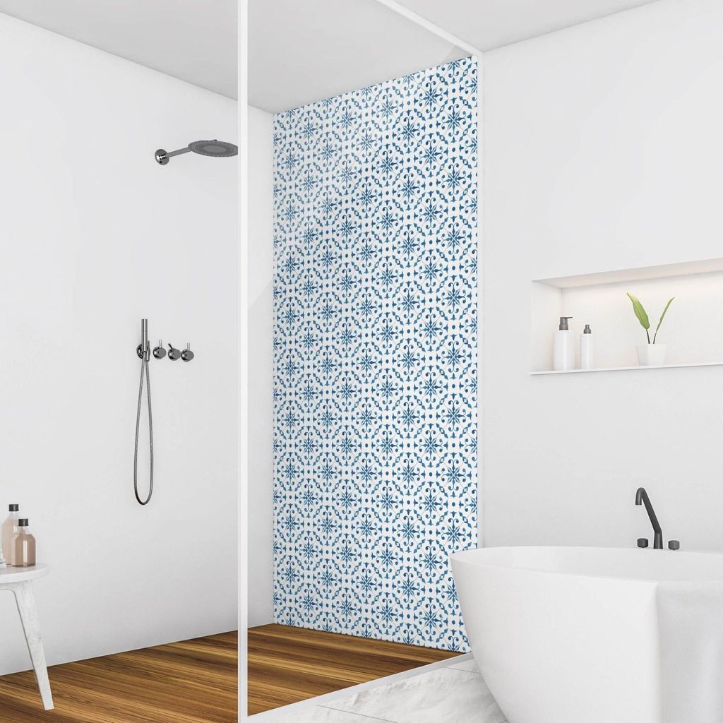 Duschrückwand Muster selbstklebend - 0.61 mm Wandpaneel wasserfest Ornament blau Fliesenoptik Badrückwand fugenlos Premium matt 100x200 cm