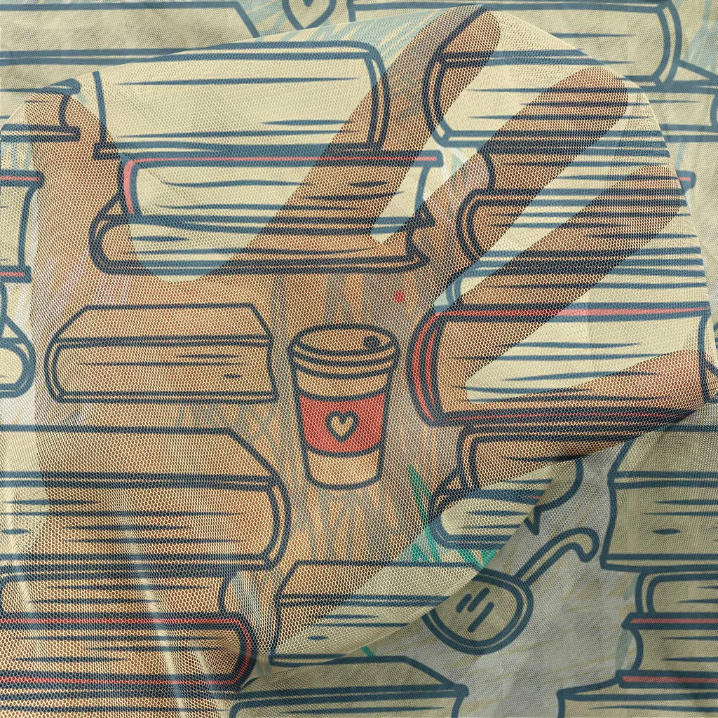 ABAKUHAUS Amanti dei libri Arazzo, Pila di libri con pensieri Bolle Occhiali Cuori Tazze da caffè Università, Soggiorno Camera da letto Tessuto da parete in raso setoso, 240 cm x 274 cm, Crema Verde mandorla - 3
