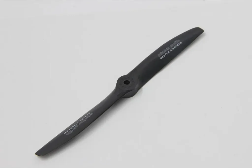 Hélice Jamara Scimitar 23x18/9x7 VE 1 idéale pour vol de voltige RC