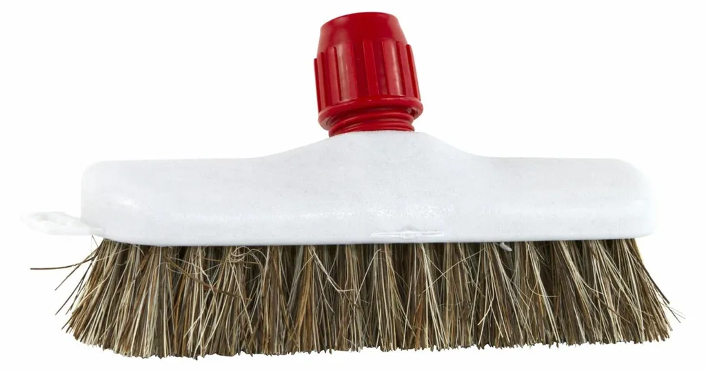 Brosse à récurer Luva 23 cm avec fibres naturelles et support de manche