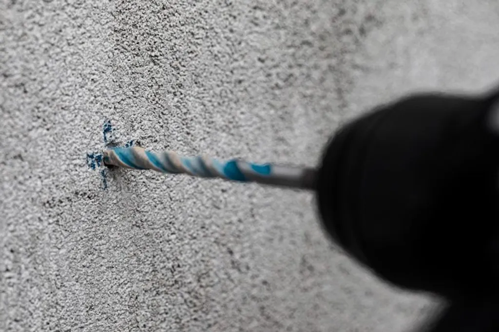Foratura Profonda con Bosch EXPERT HEX-9 6x250mm - Multi Materiale