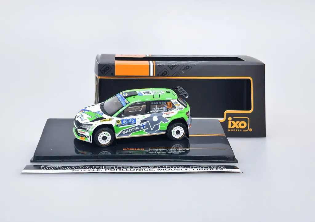Réplique Fidèle Škoda Fabia Rally2 EVO IXO 1:43 : Finition sans Faille - 4