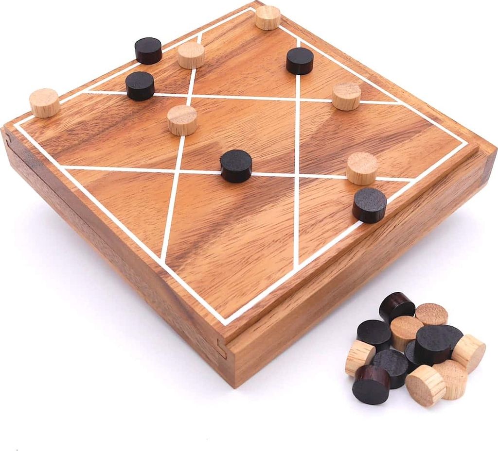 LÜCKE MIT TÜCKE - interessantes Brettspiel