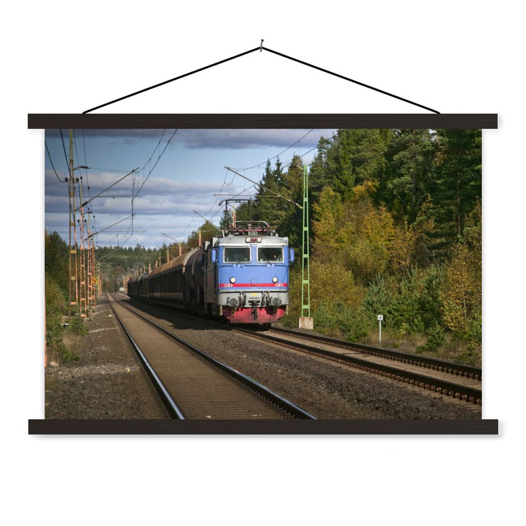 MuchoWow Textilposter Ein Zug auf einer Eisenbahnstrecke 90x60 cm mit schwarzem Rahmen - Aufhängungssatz