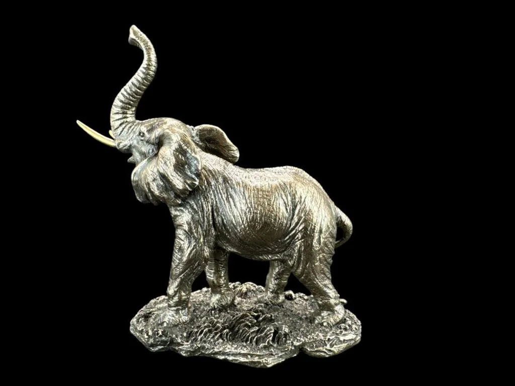 Statue Éléphant Décorative Style Bronze - Objet de Décoration Intérieur