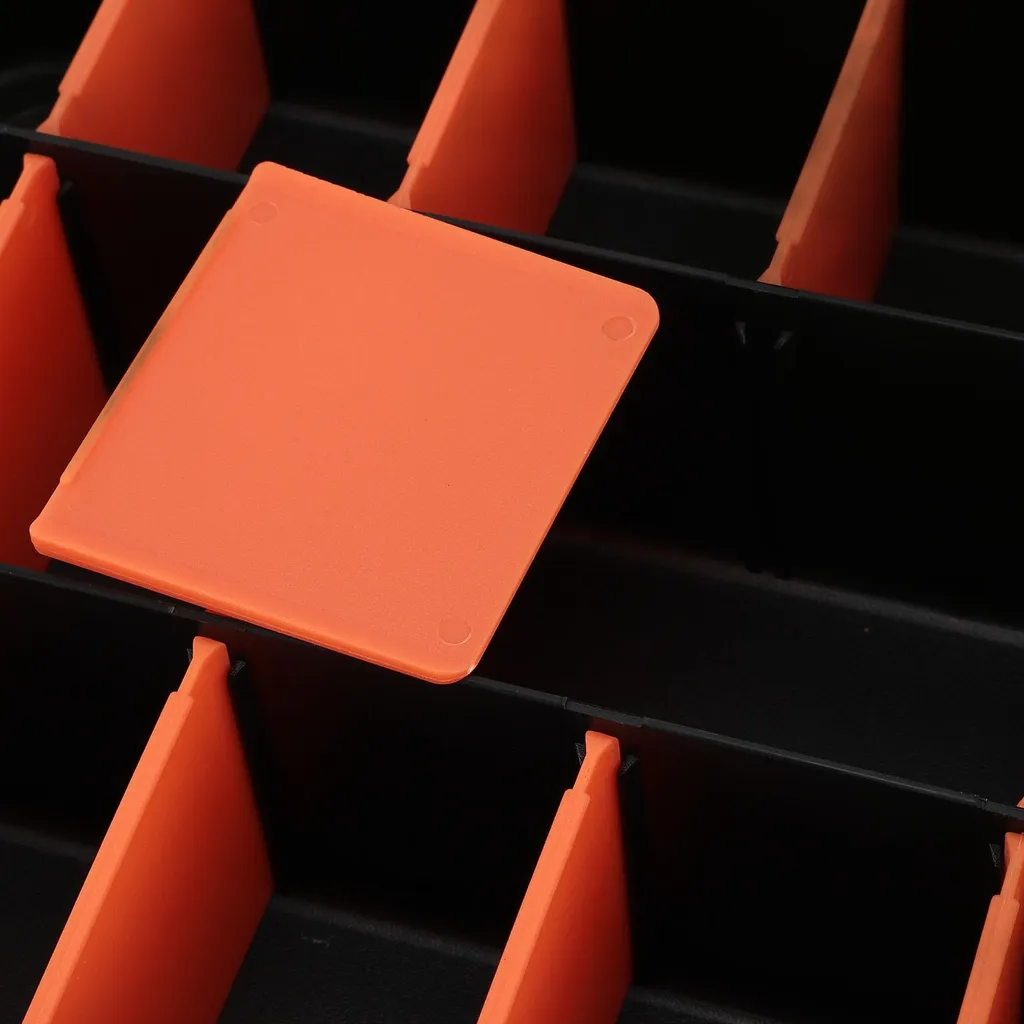 Dites stop au désordre avec cette boîte à outils PVC multi-compartiment - 14