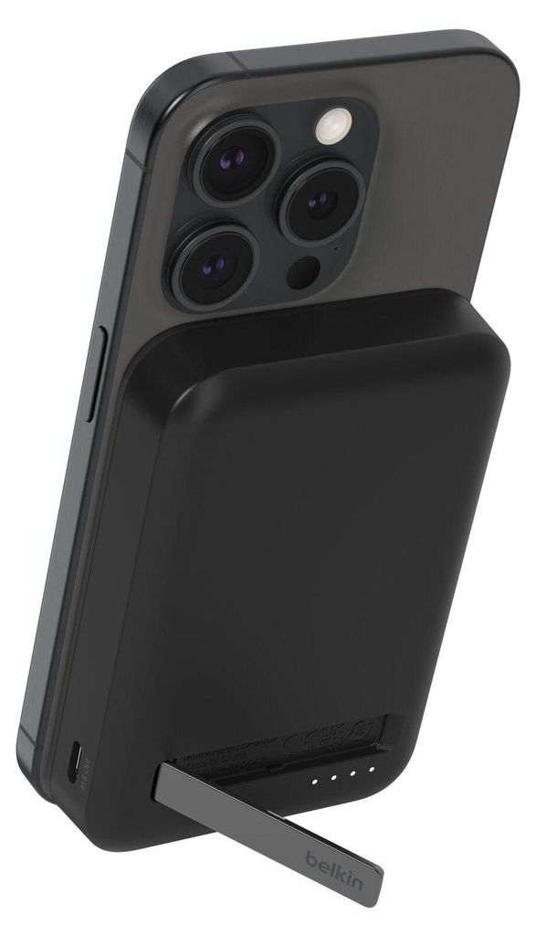 Belkin BoostCharge Pro 8000 mAh Recharge sans fil Noir Image du produit 