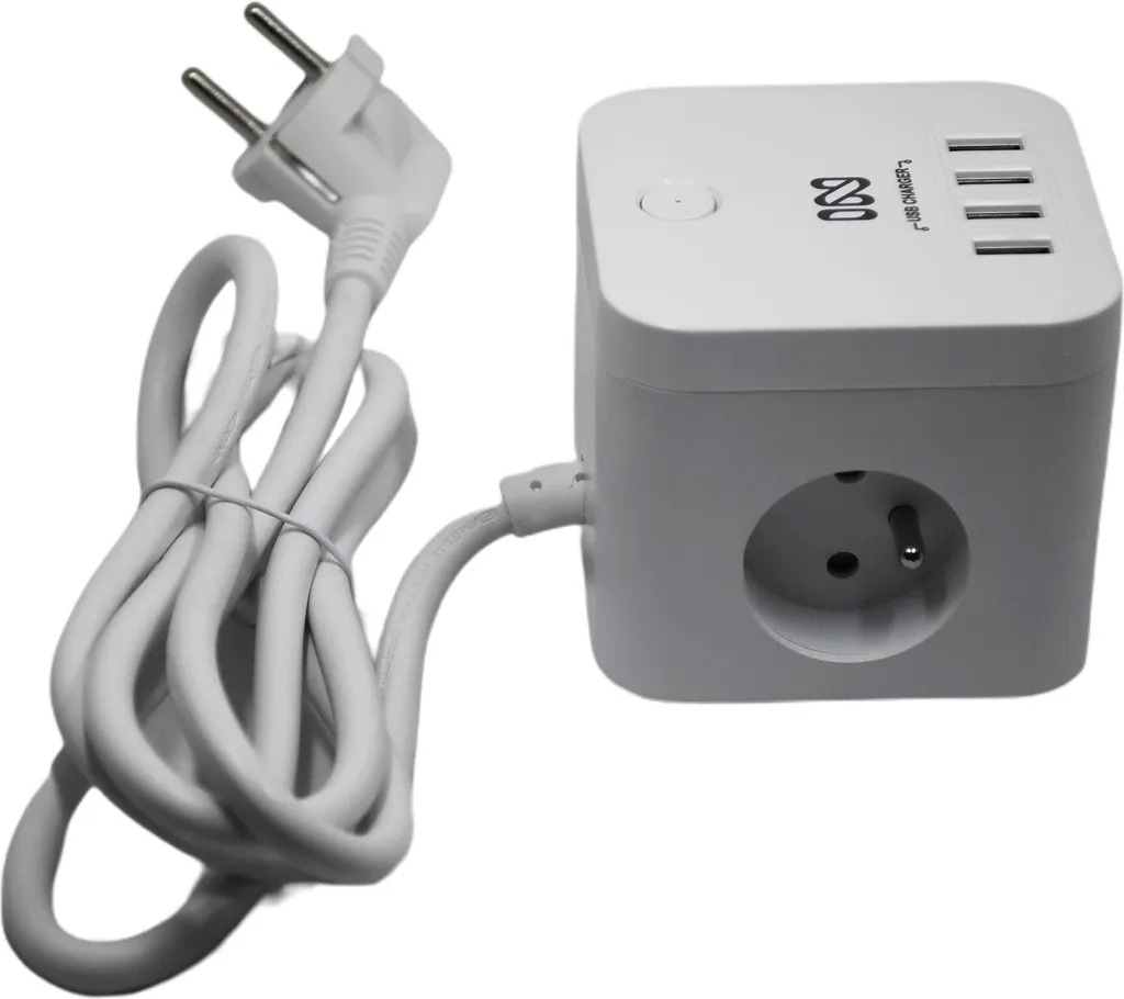 Parasurtenseur Cube 3 Prises + 4 USB : Protection et Charge Compacte - 3