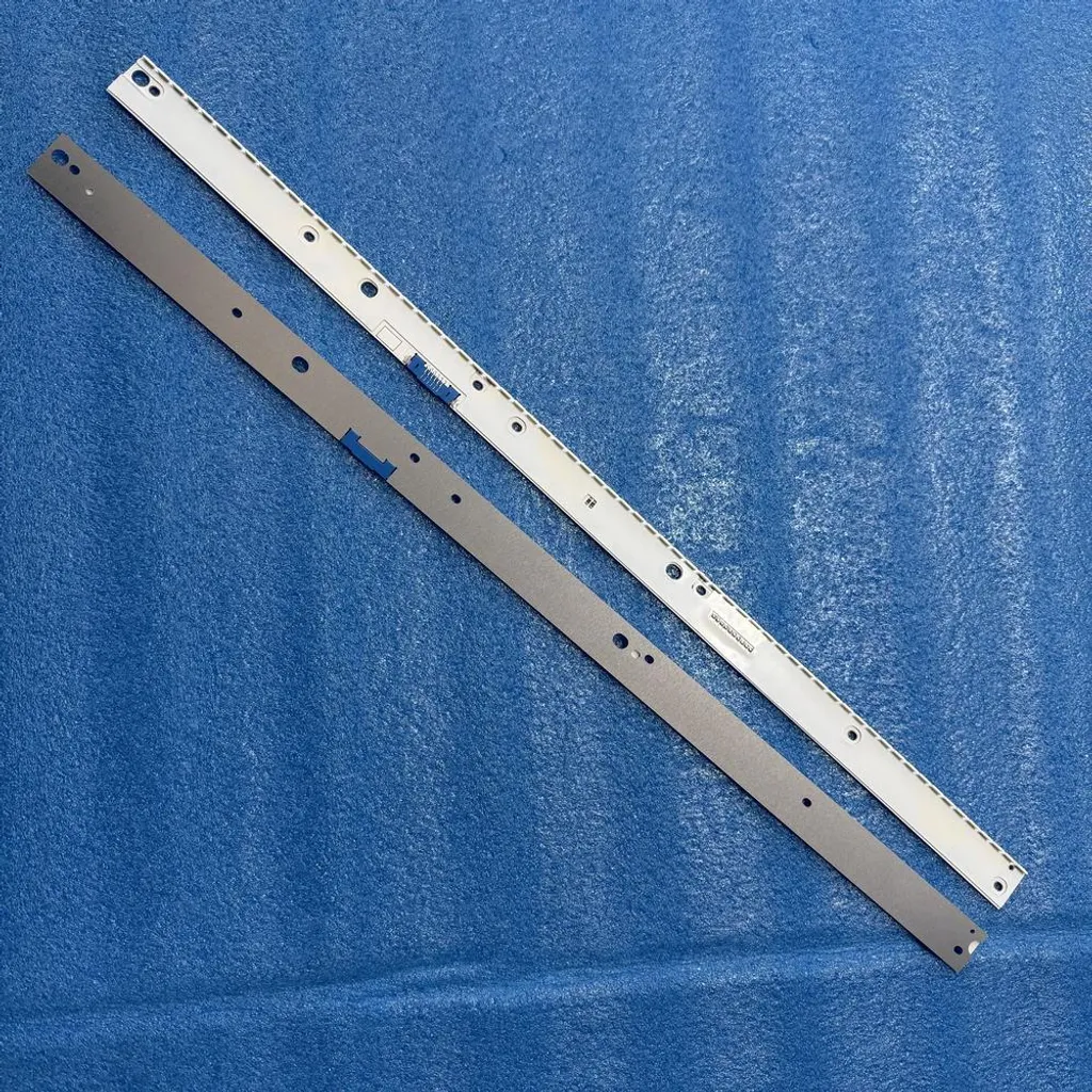Bande LED Dimmable 600 mm - Intensité Réglable et Design Extra-Plat