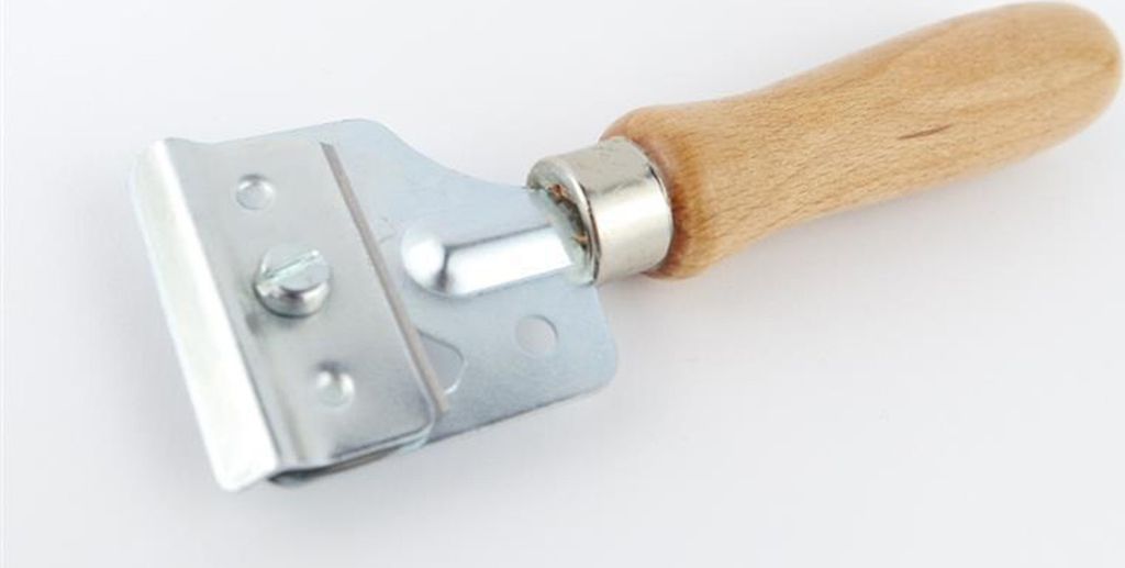 Vielseitiger Glasschaber Glashobel mit Holzgriff und Klinge für makellose Oberflächen 1 Stück Braun