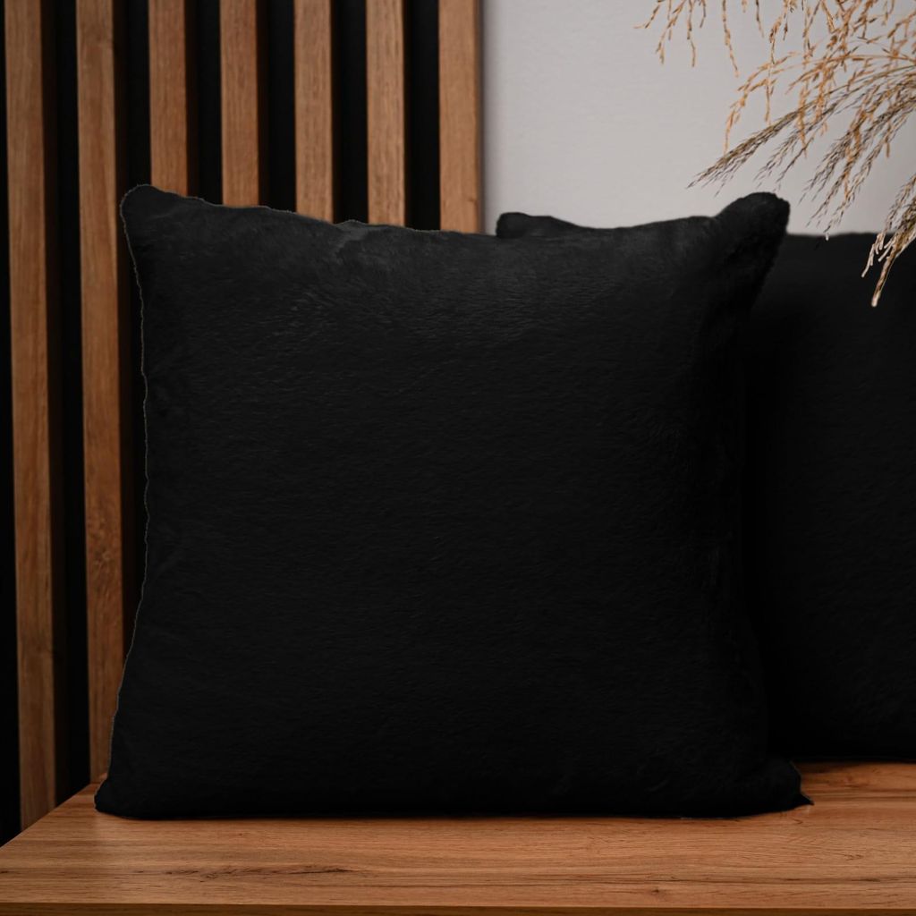 Dekorative Kissenbezug 45x45 cm in schwarz in Fellimitat