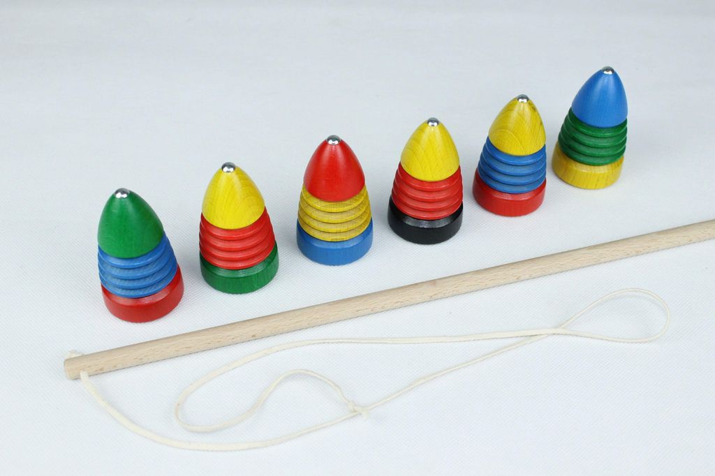 Holzspielzeug Kreisel mit Peitsche Länge Peitsche 45 NEU