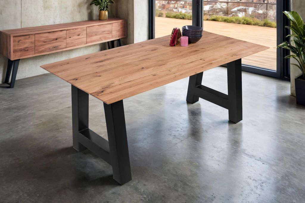 Esstisch 180 x 90 cm Lotte, Eichenholz massiv & geölt, Esszimmertisch mit Schweizer Kante/gerade Ecken, A-Gestell aus Metall Schwarz, pflegeleicht...