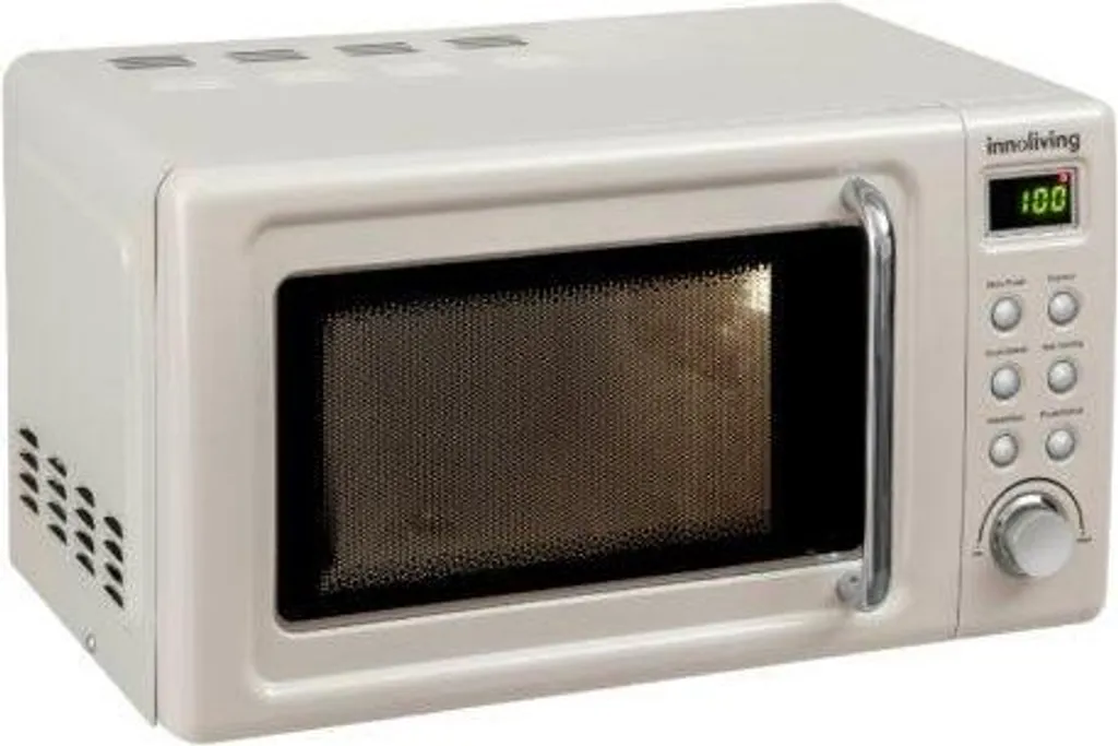 Micro-ondes Innoliving vintage beige : fini les designs tristes !