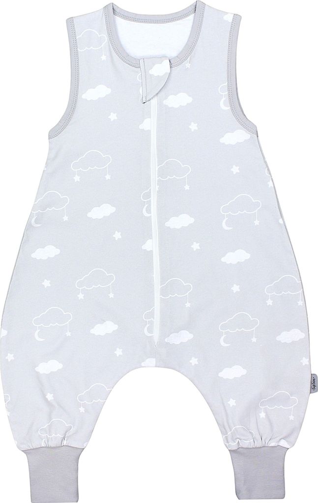 TupTam Sommer Schlafsack mit Füßen 0.5 TOG e Materialien, Farbe: Wolken mit Sternen und Mond Grau (Clouds), Größe: 92-98