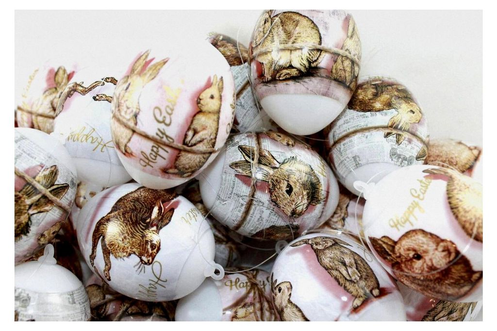 Ostereier zum Aufhängen, Goldene Hasen. 21 Stück. Osterdekoration für den Garten.