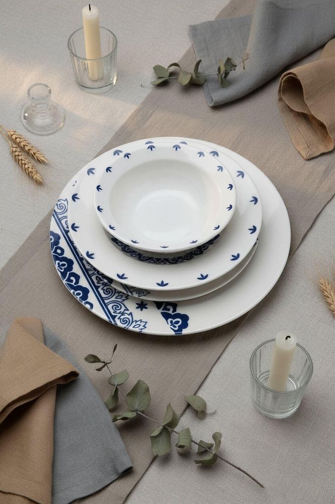 Hermia Concept, Hochwertiges 24-teiliges Dinner-Set aus 100% Porzellan, Weiß und Blau | 6 Servierplatten, 6 Teller, 6 Schalen, 6 Dessertteller | S...