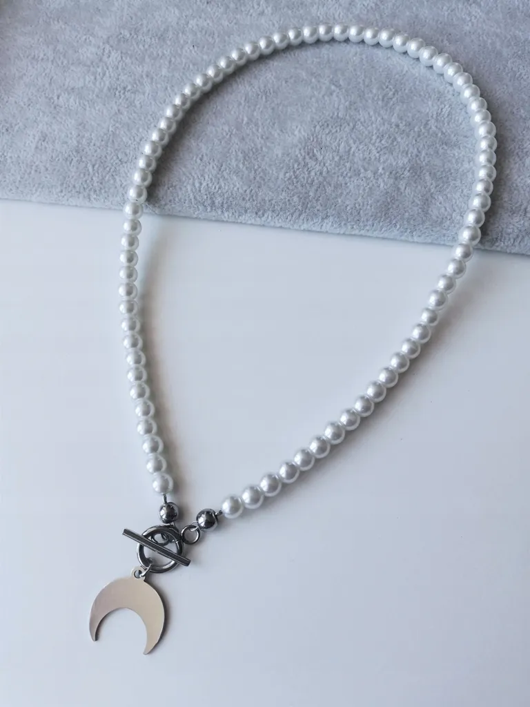 Collana Energia Abundance: Perle 50cm e Corno Portafortuna Acciaio