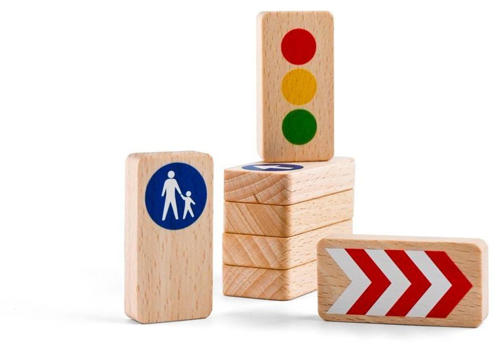 Spielzeugset mit Verkehrszeichen aus Holz – Waytoplay Spielplatzzubehör