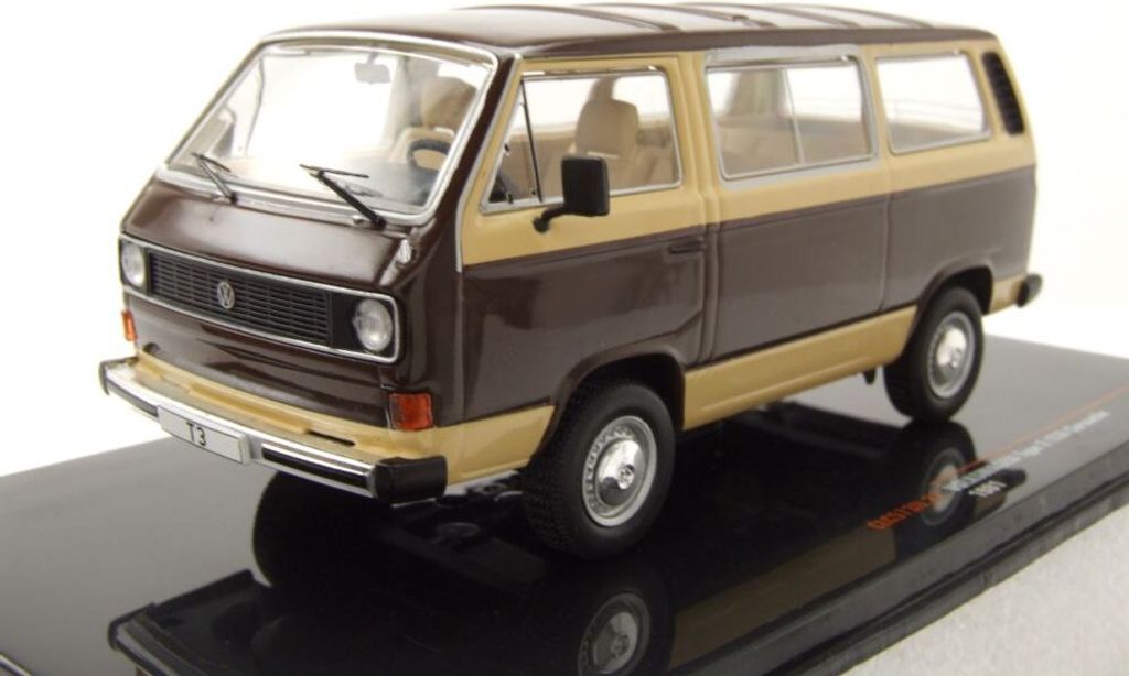 Ixo Models CLC573 VW T3 Caravelle Bus 1981 braun beige 1:43