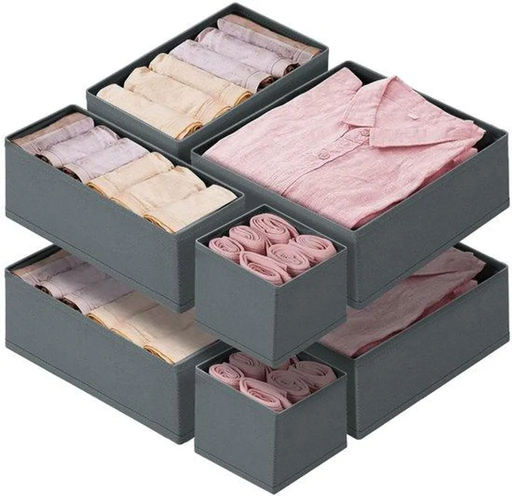 Rangement de dressing pour vêtements de bébé et layette de naissance