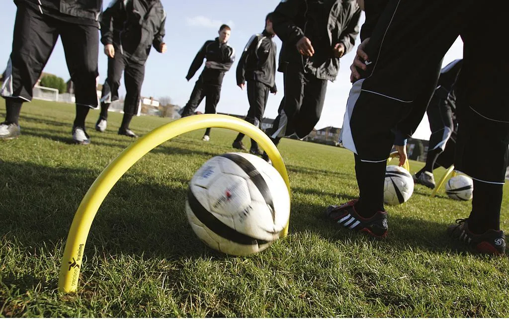 Arcs de football Precision Jaunes Haute Visibilité - Entraînement Pro