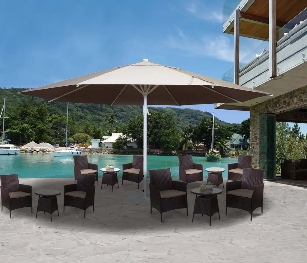 Parasol Meran II Ø 5m : la solution d'ombrage géante contre la chaleur d'été