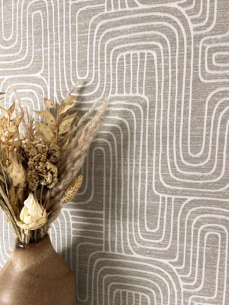 NEWROOM Tapete Livino Braun Vliestapete - Modern Grafik Linien Germany