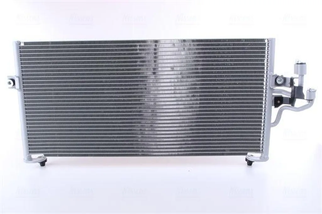 Condenseur de climatisation Nissens 94357 pour Colt et Lancer MR218428